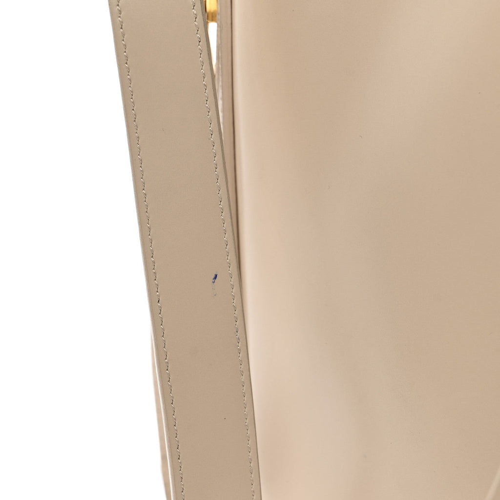 Calfskin Medium Emmanuelle Bucket Bag Nude Powder
