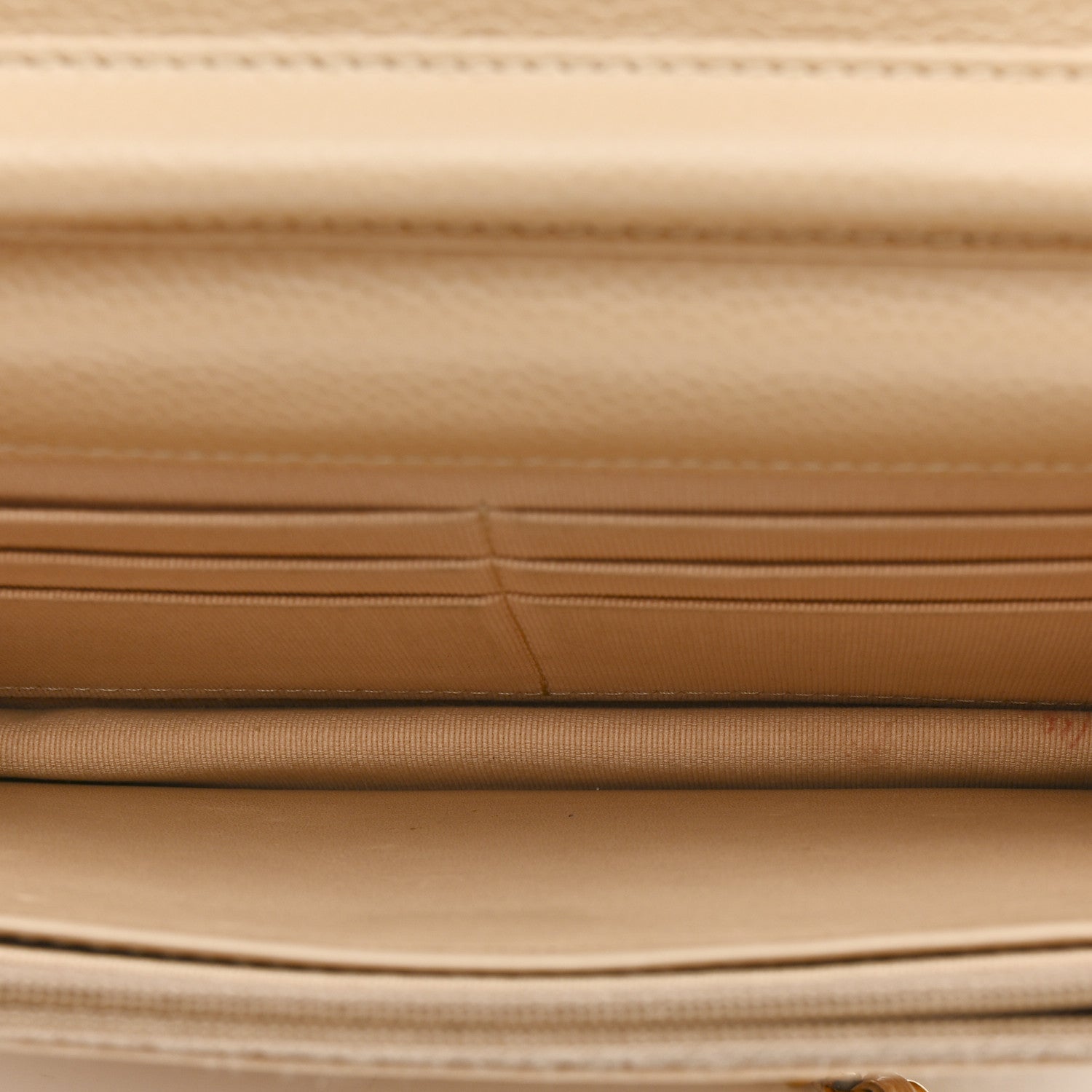 Caviar Quilted Wallet On Chain WOC Beige