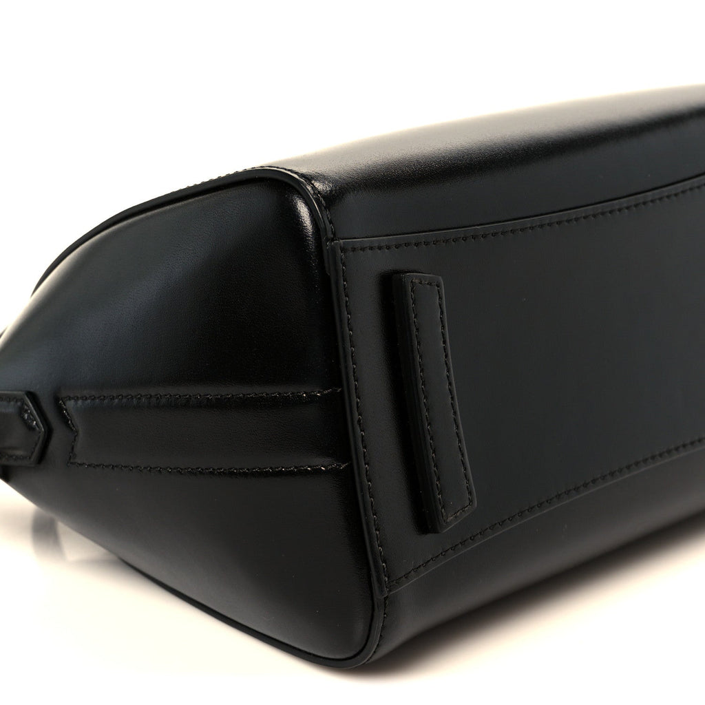 Shiny Lord Calfskin Mini Antigona Black