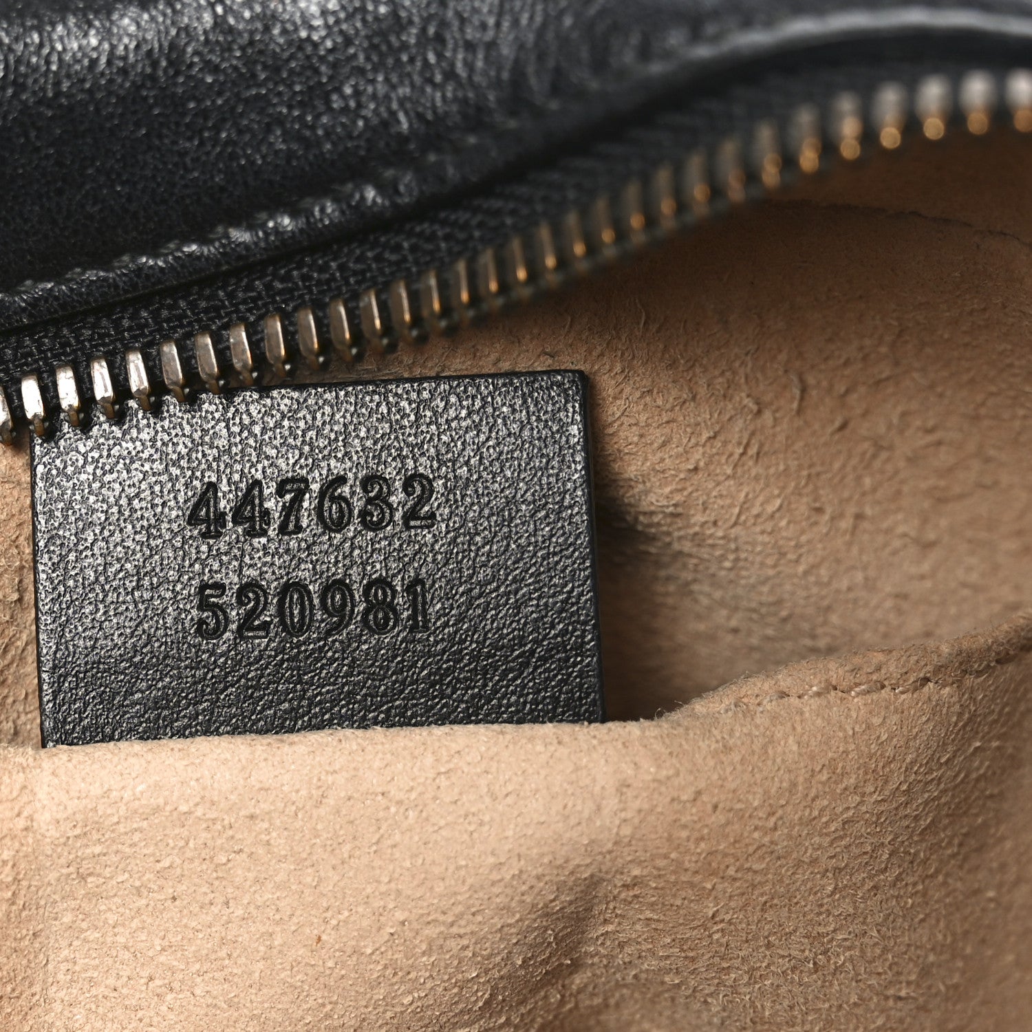 Calfskin Matelasse Small GG Marmont Chain Shoulder Bag Black