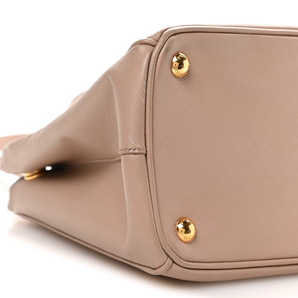 Saffiano Small Galleria Double Zip Tote Cammeo