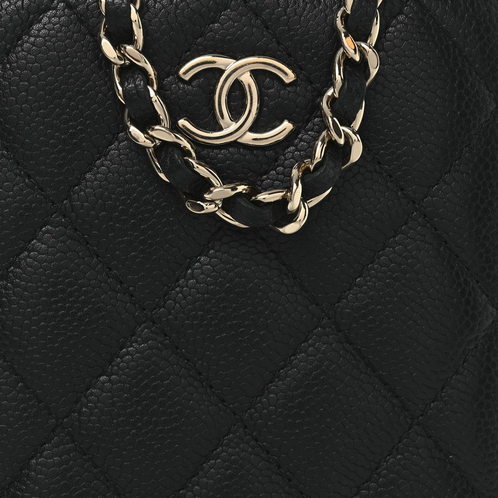 Caviar Quilted Small Vertical Coco Beauty Vanity Case With Chain Black