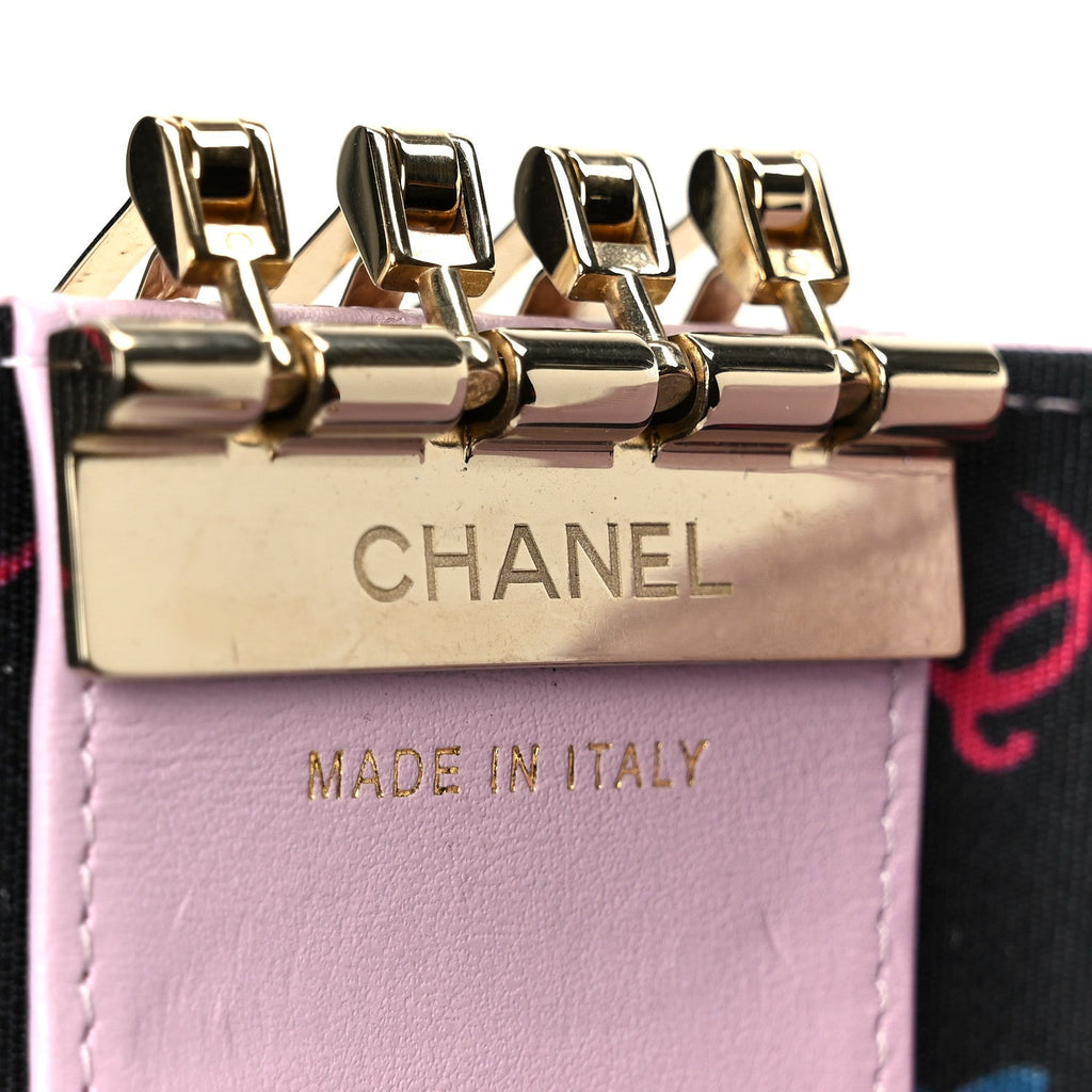 Caviar Quilted Classic 4 Key Holder Wallet Light Pink