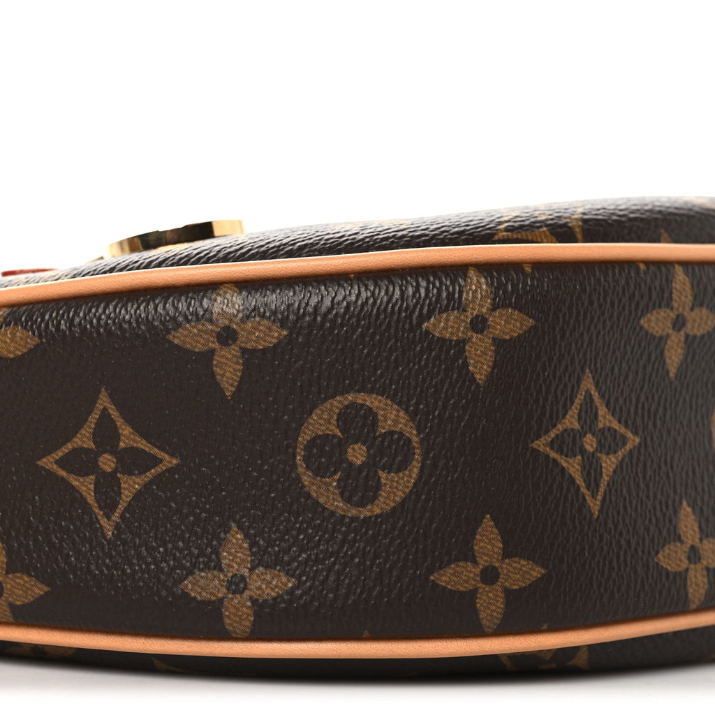 Monogram Loop