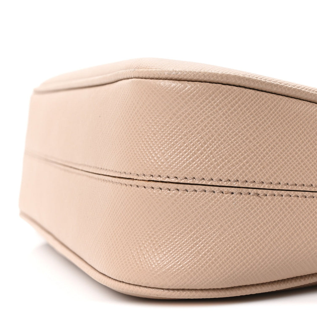 Saffiano Lux Re-Edition 2005 Shoulder Bag Cammeo