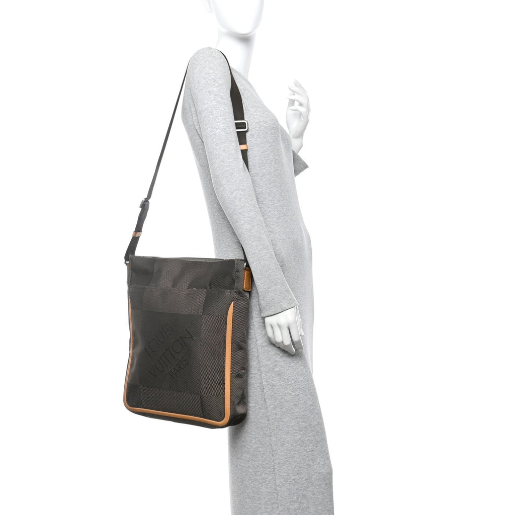Damier Geant Compagnon Messenger Terre