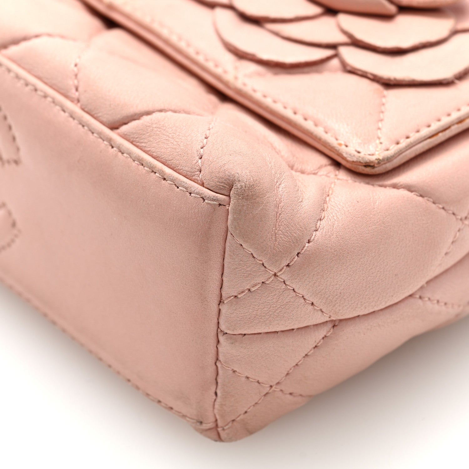 Lambskin Camellia Mini Flap Pink