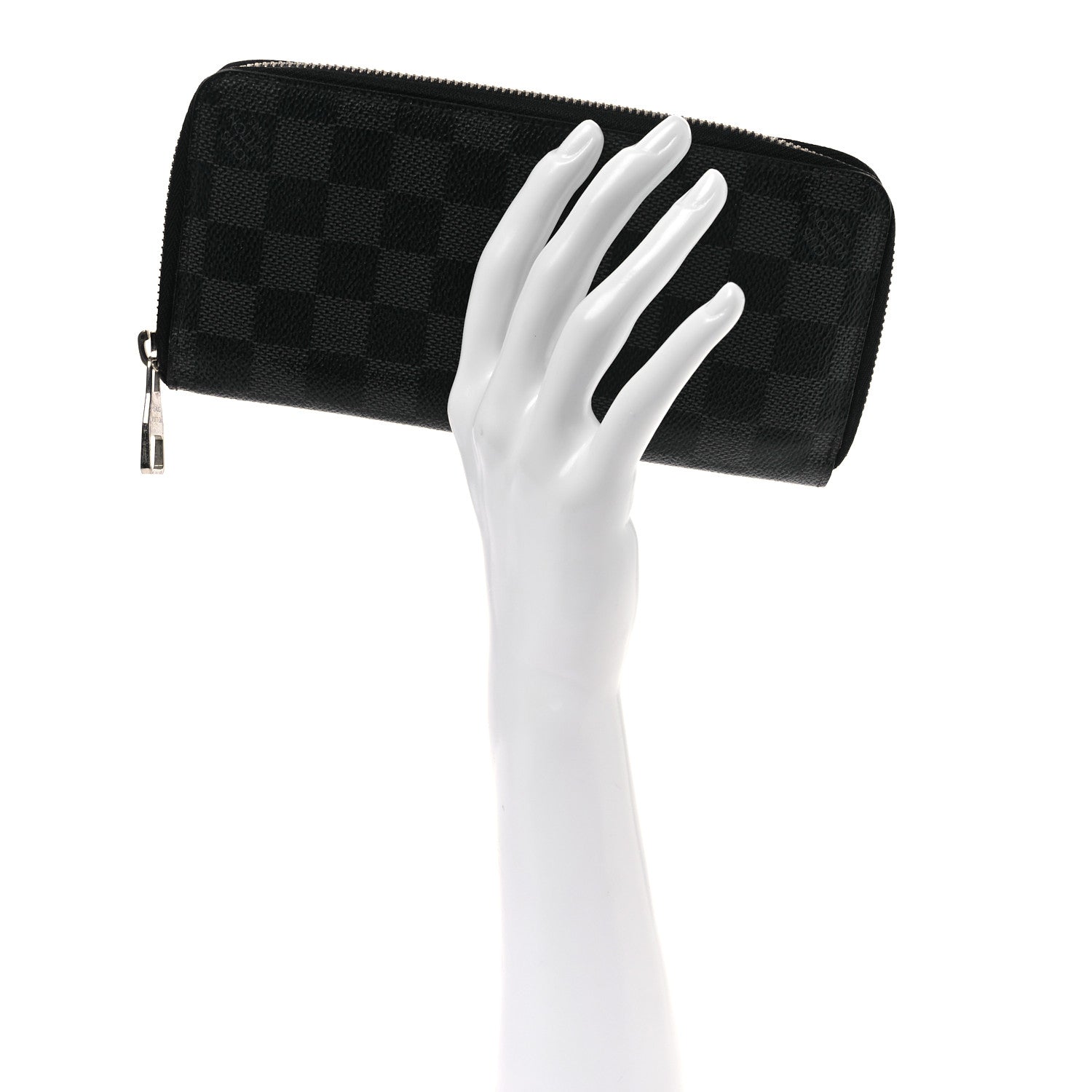 Damier Graphite Zippy Organizer Wallet