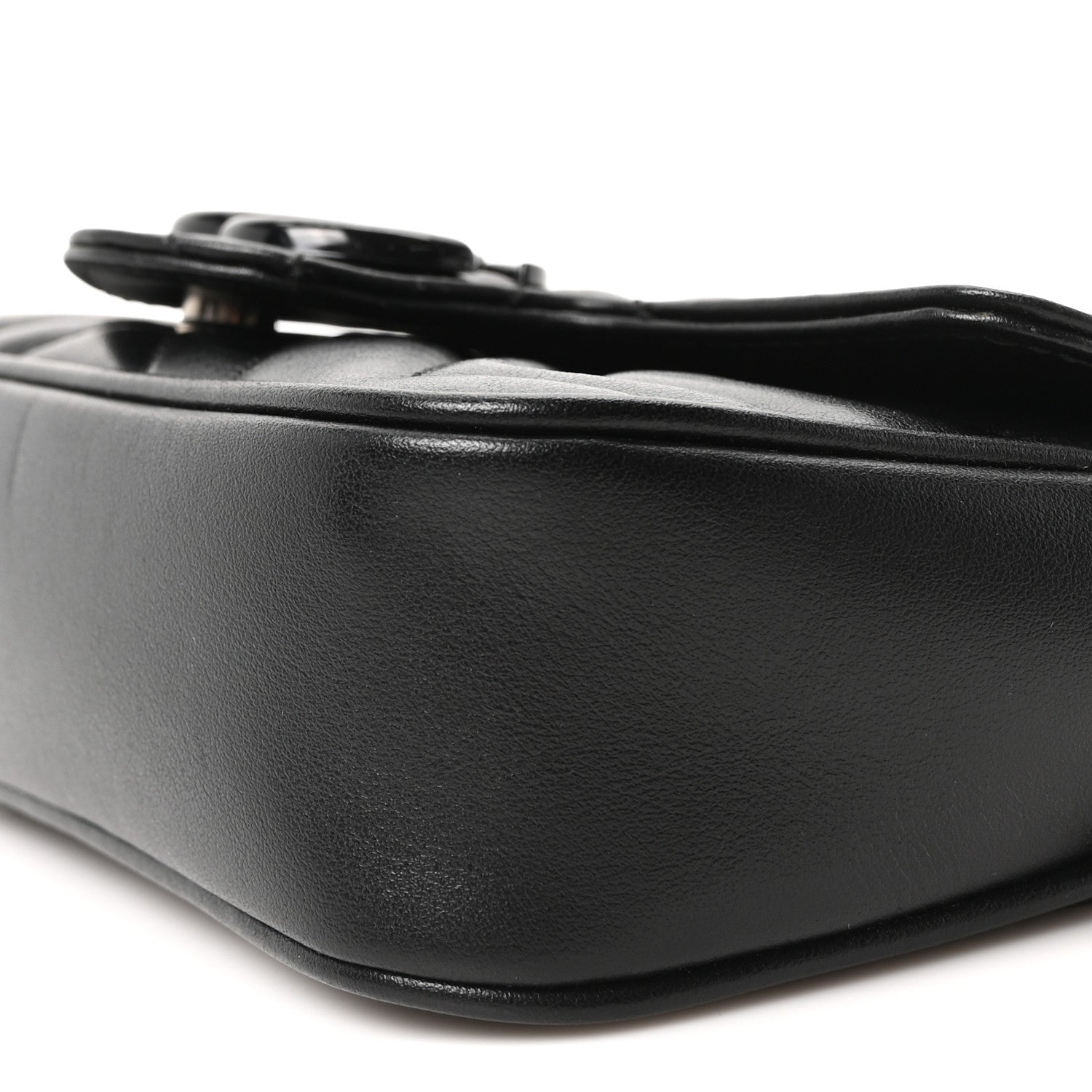 Calfskin Matelasse Monochrome GG Marmont Chain Belt Bag Black
