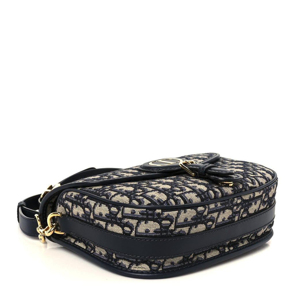 Oblique Medium Bobby Flap Blue