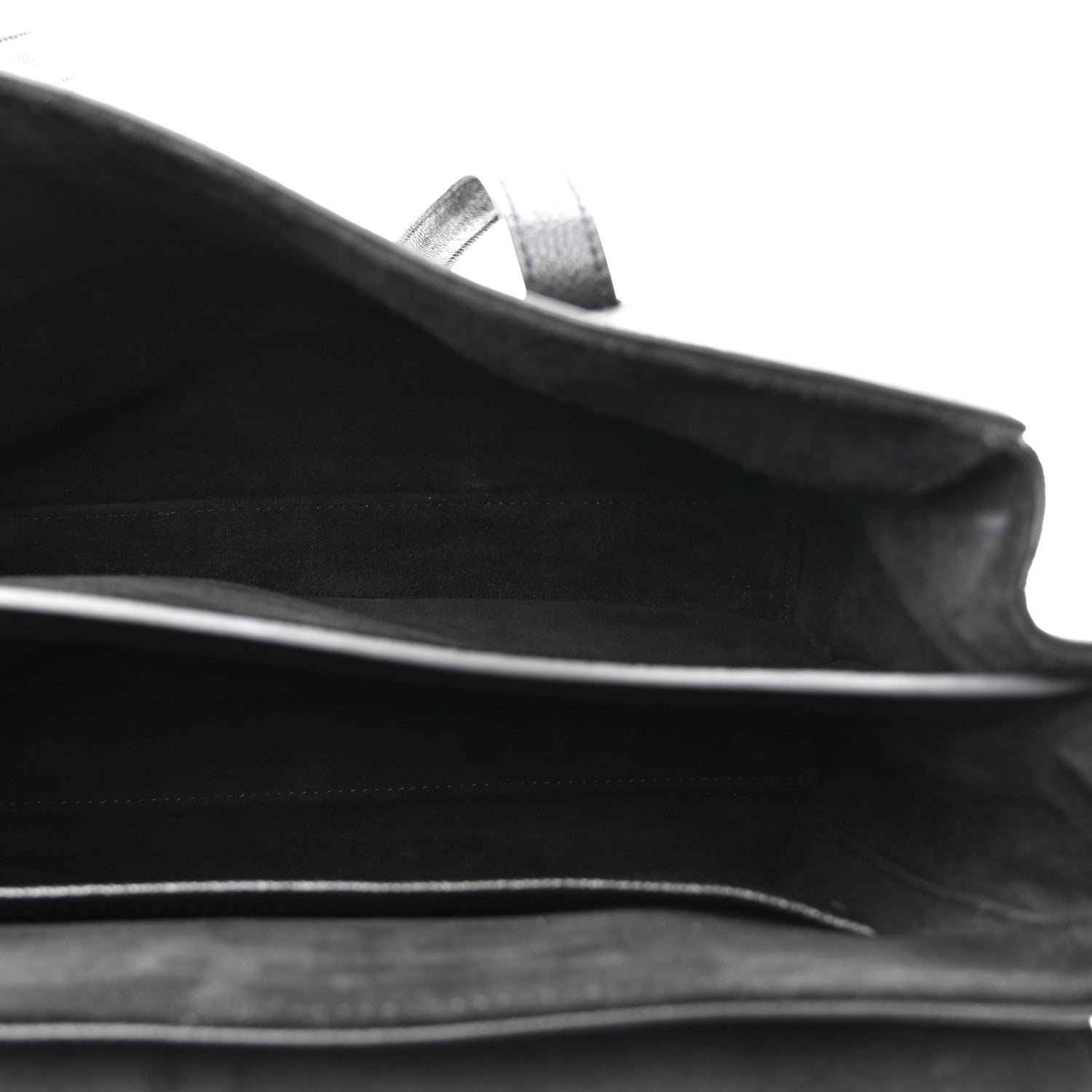 Supple Grained Calfskin Medium Soft 16 Bag Black