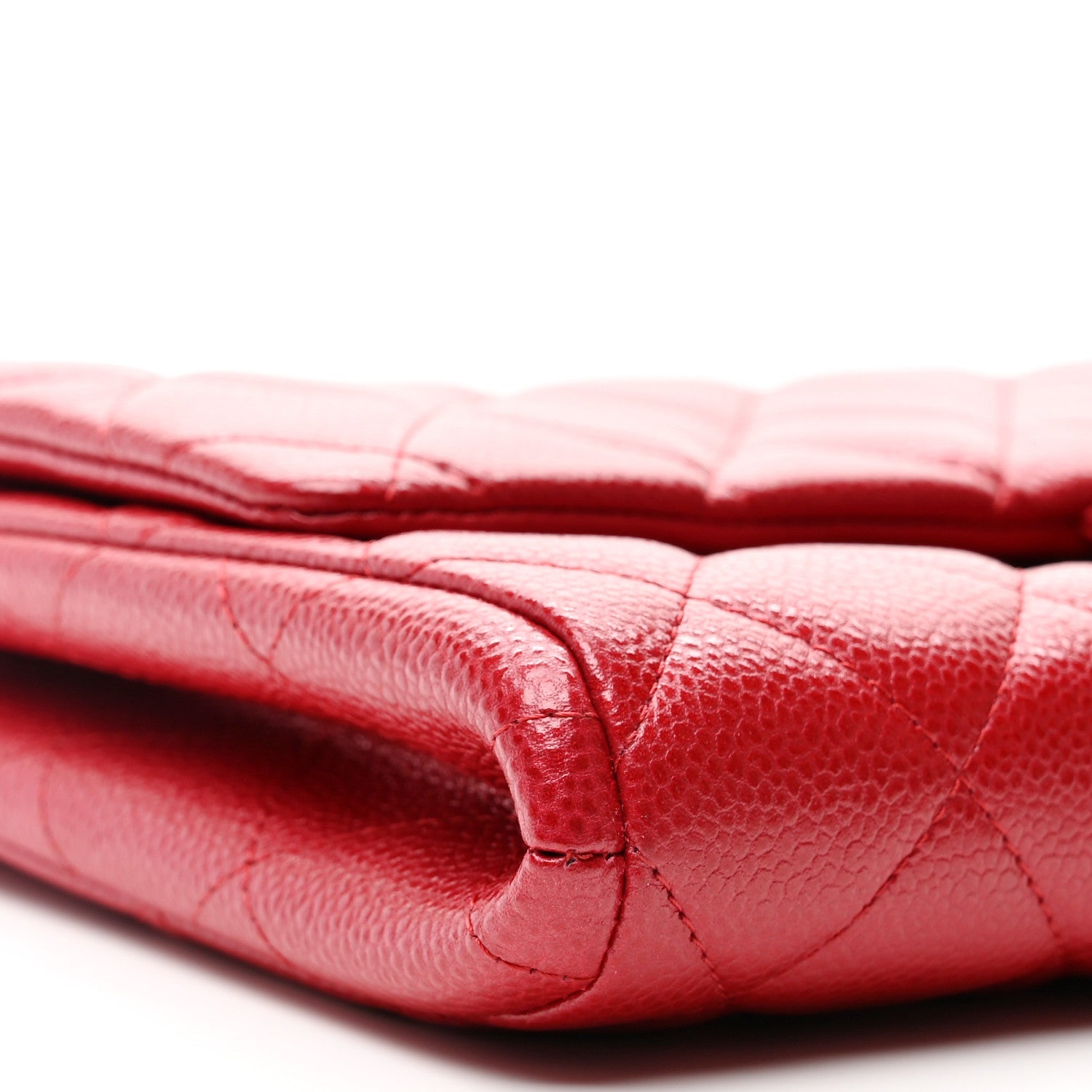 Iridescent Caviar Quilted Clutch With Chain Flap Red