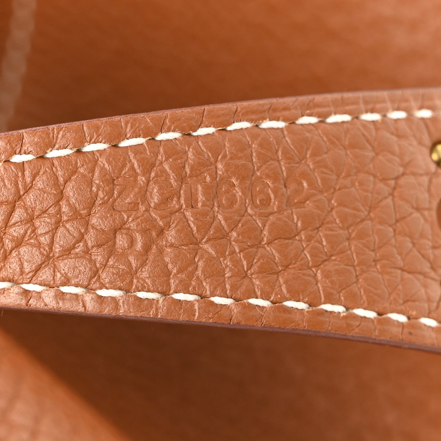 Taurillon Clemence Lindy 26 Gold
