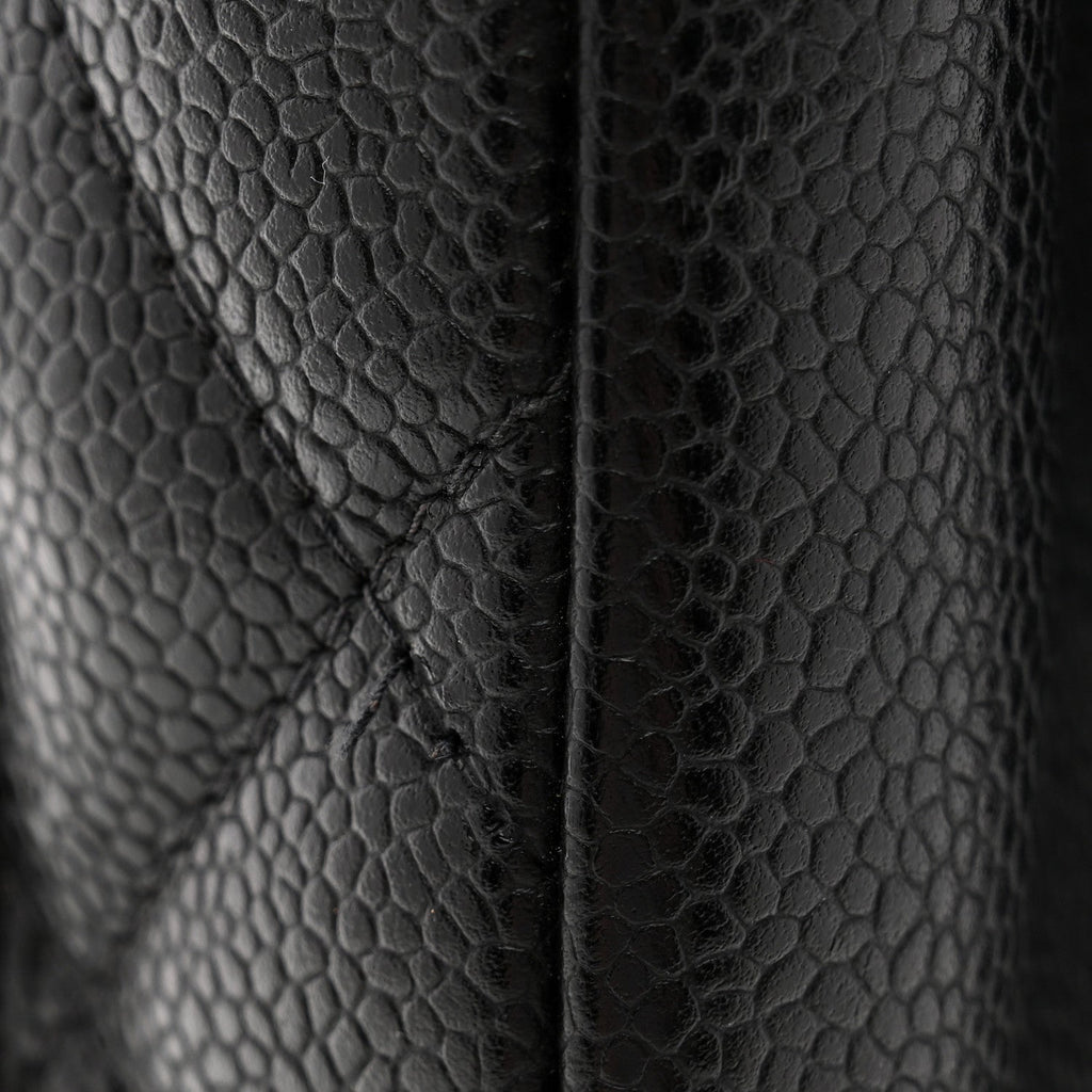 Caviar Quilted Grand Shopping Tote GST Black