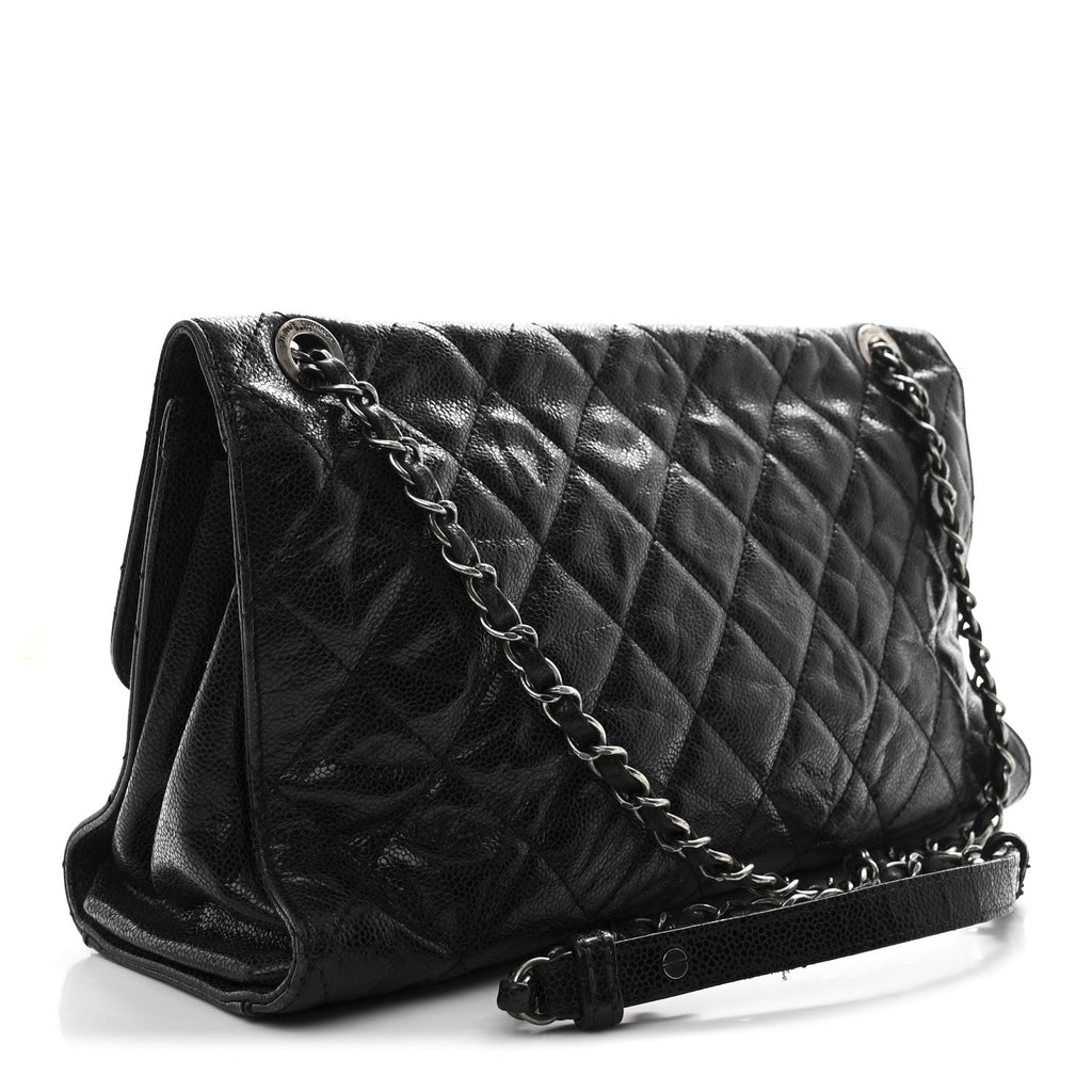 Crumpled Grained Calfskin Jumbo CC Crave Flap Black
