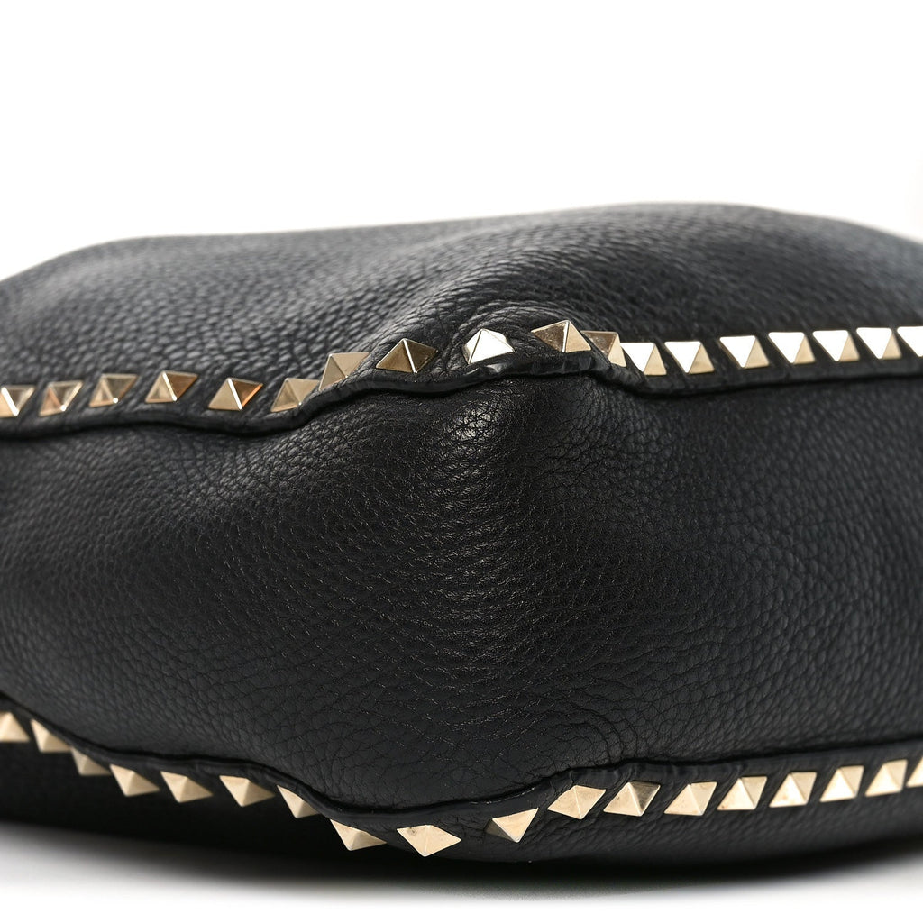 Pebbled Calfskin Large Rockstud Flip-Lock Messenger Bag Black