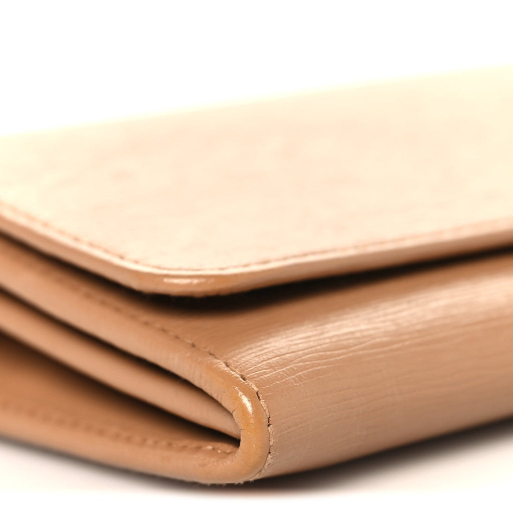 Vitello Move Metal Oro Chain Wallet Caramel