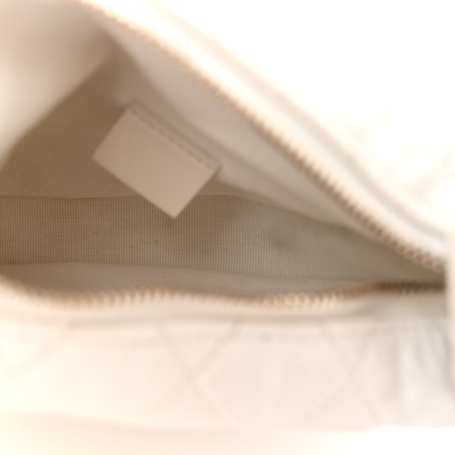 Lambskin Quilted Chain Around Pouch Hobo White