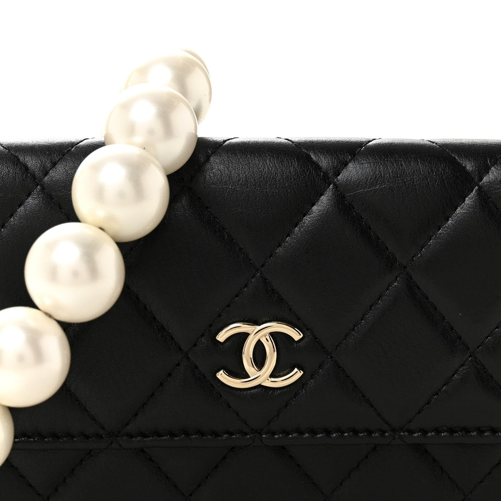 Calfskin Quilted Maxi Pearls Clutch With Chain Black
