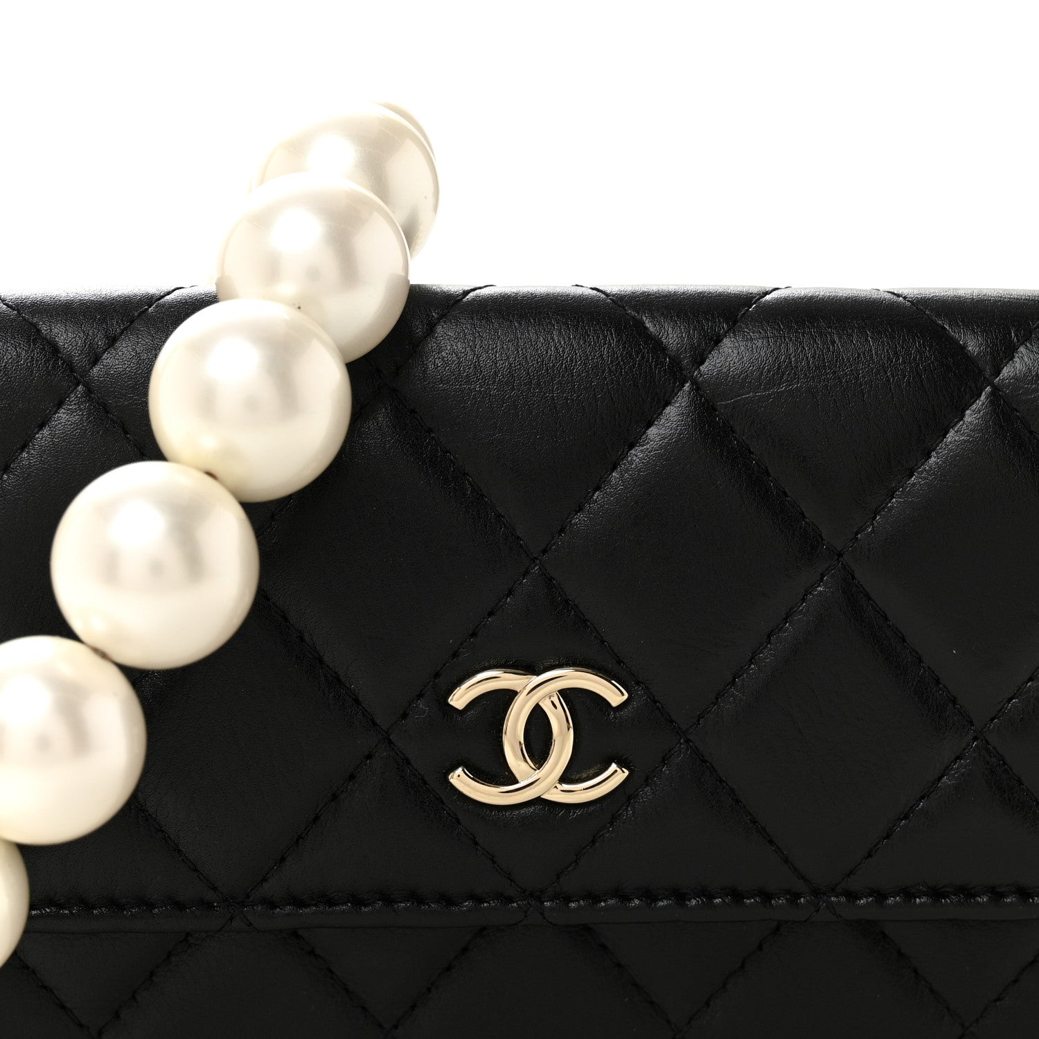 Calfskin Quilted Maxi Pearls Clutch With Chain Black