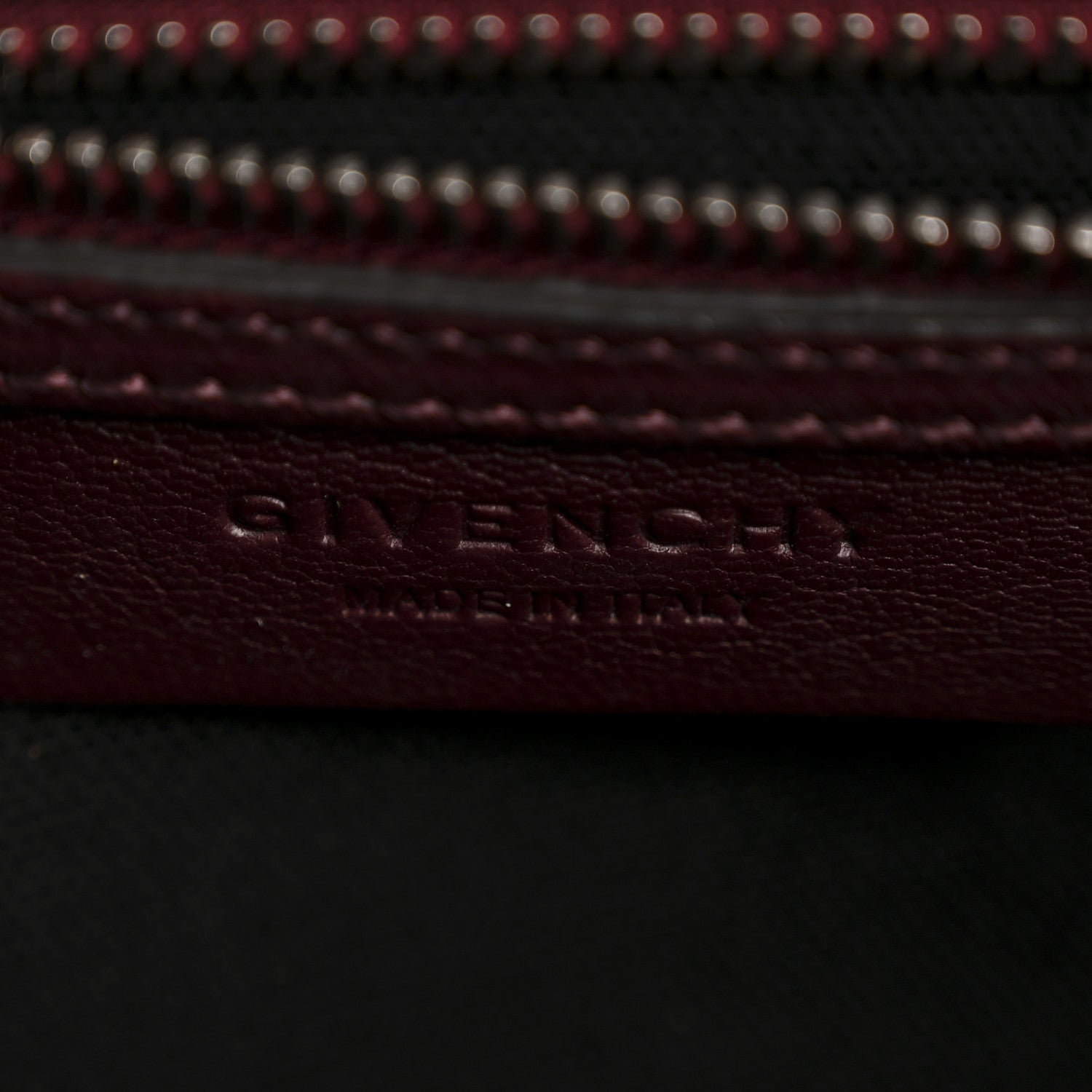 Sugar Goatskin Small Antigona Aubergine