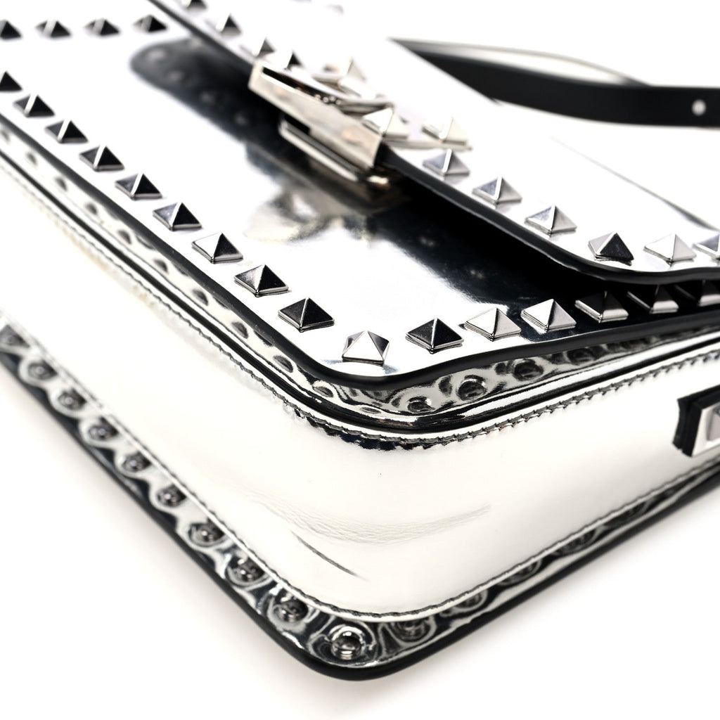Mirror Calfskin Small Rockstud23 Shoulder Bag Silver