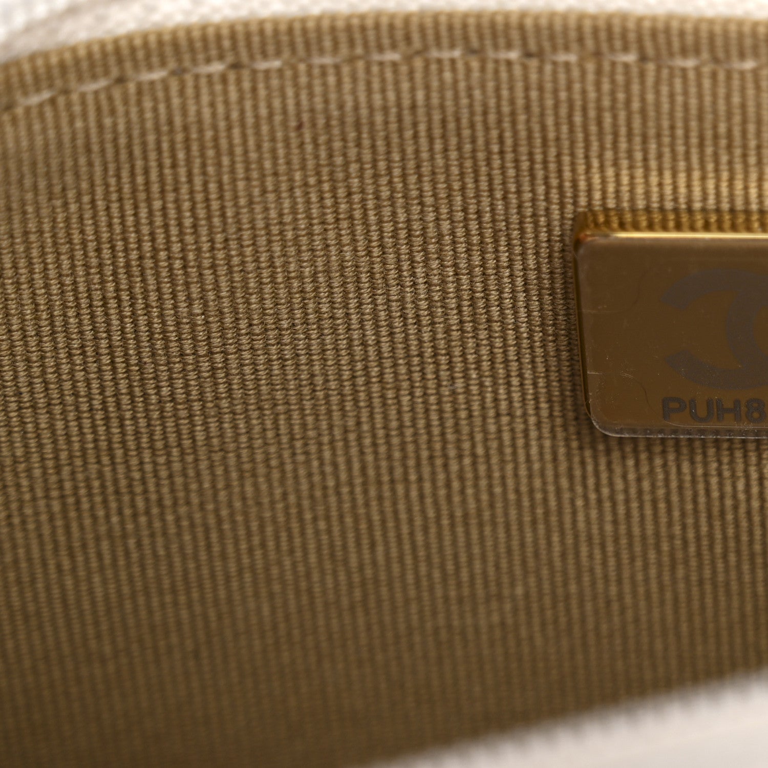 Lambskin Quilted CC Pearl Crush Wallet on Chain WOC White