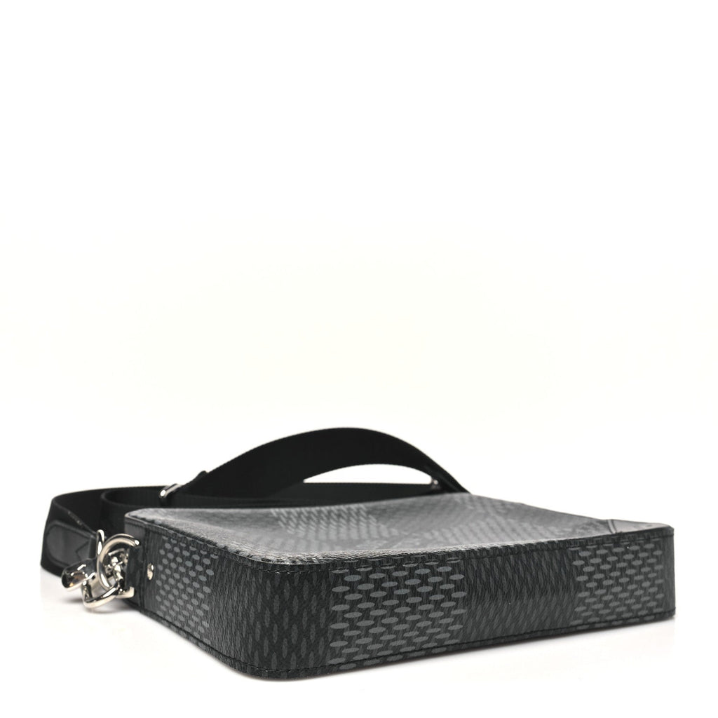 Damier Graphite 3D Trio Messenger
