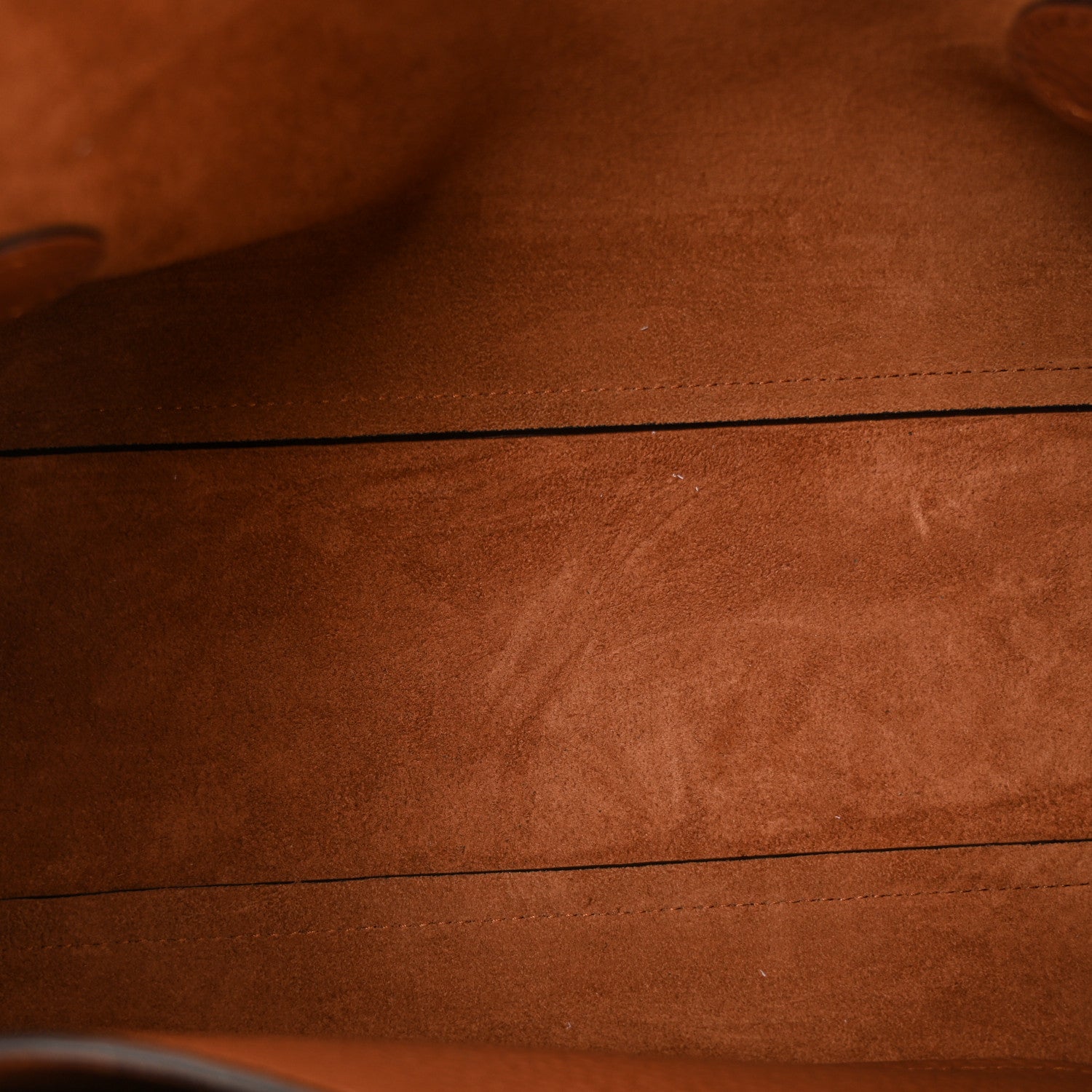 Heavy Grain Medium Alexa Chestnut
