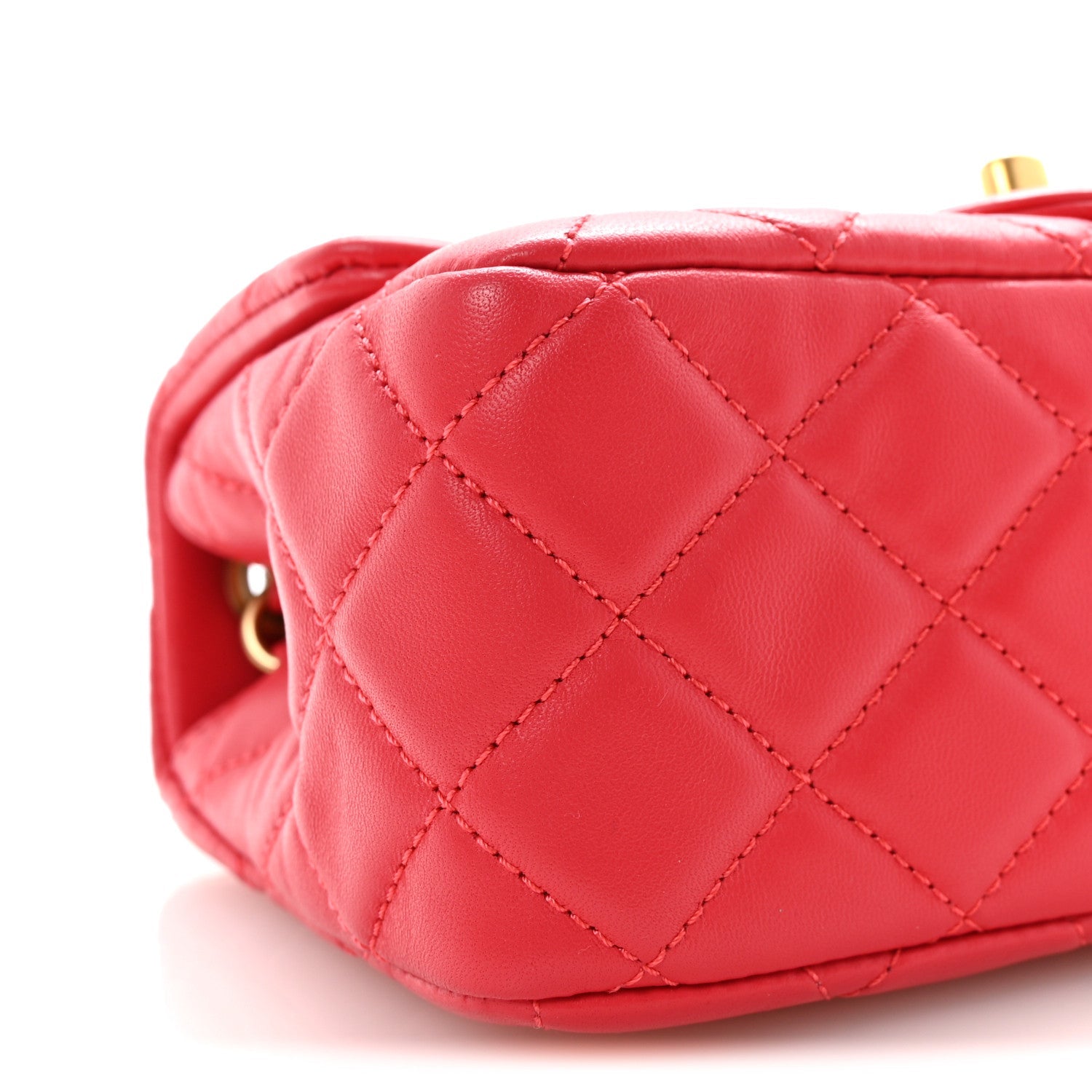 Lambskin Quilted Mini Pearl Crush Flap Red