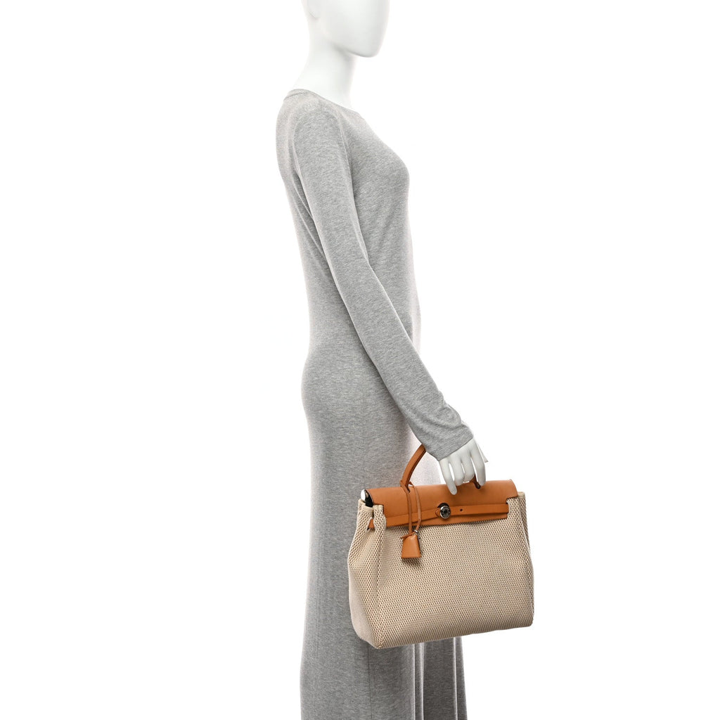 Toile Vache Calfskin Herbag 30 PM Black Natural