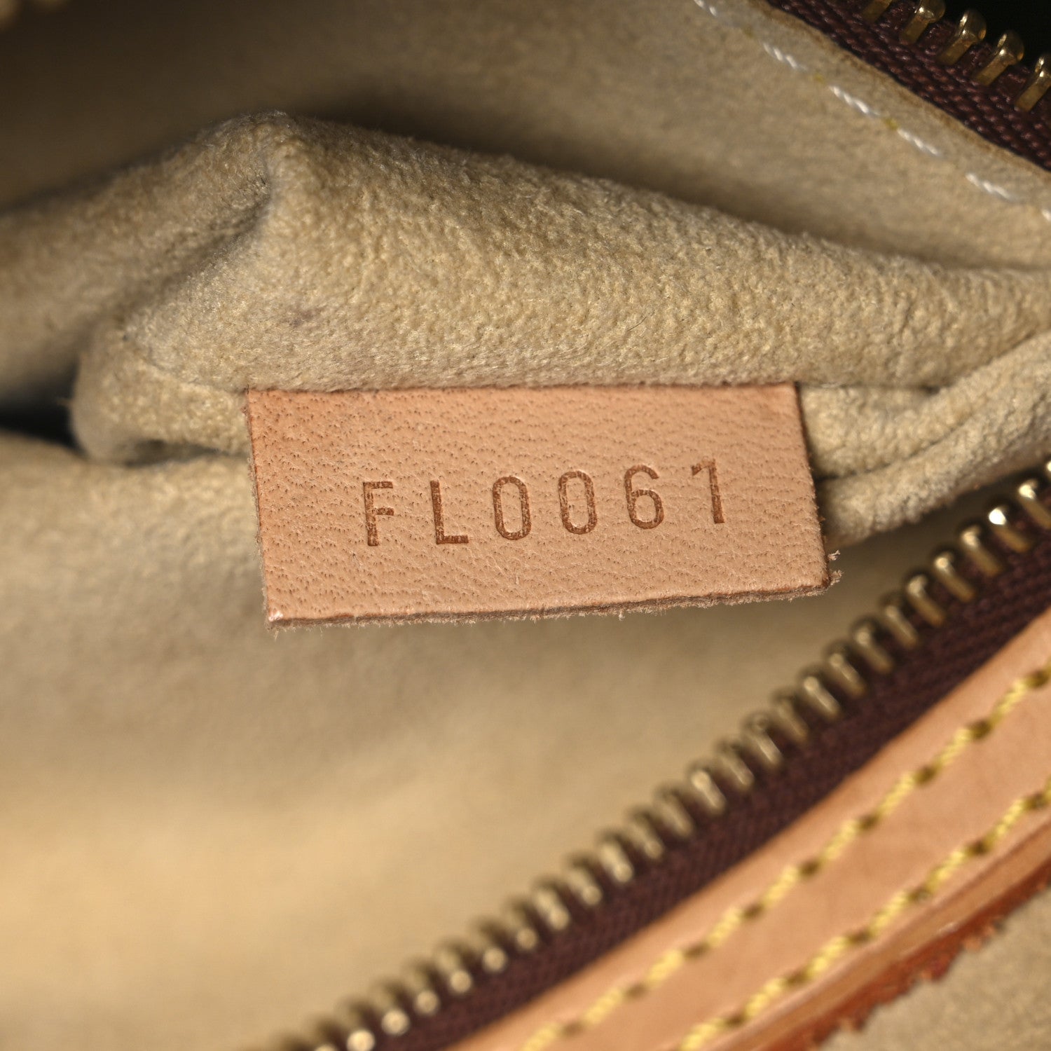 Monogram Looping MM