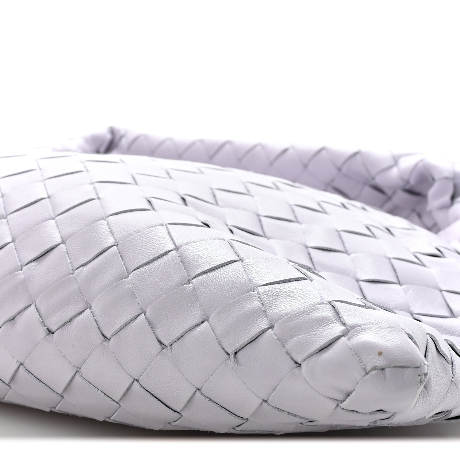 Calfskin Intrecciato Small Hop Oyster Lilac