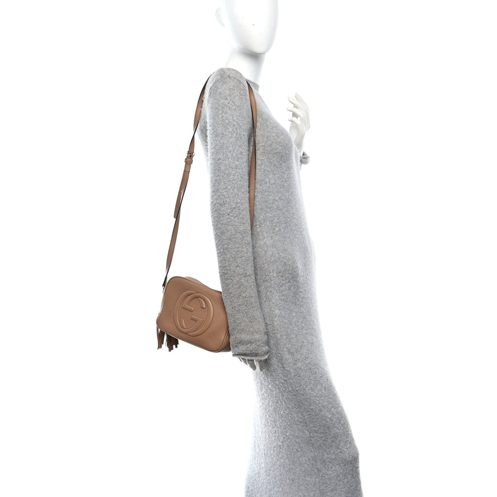 Pebbled Calfskin Small Soho Disco Bag Camelia