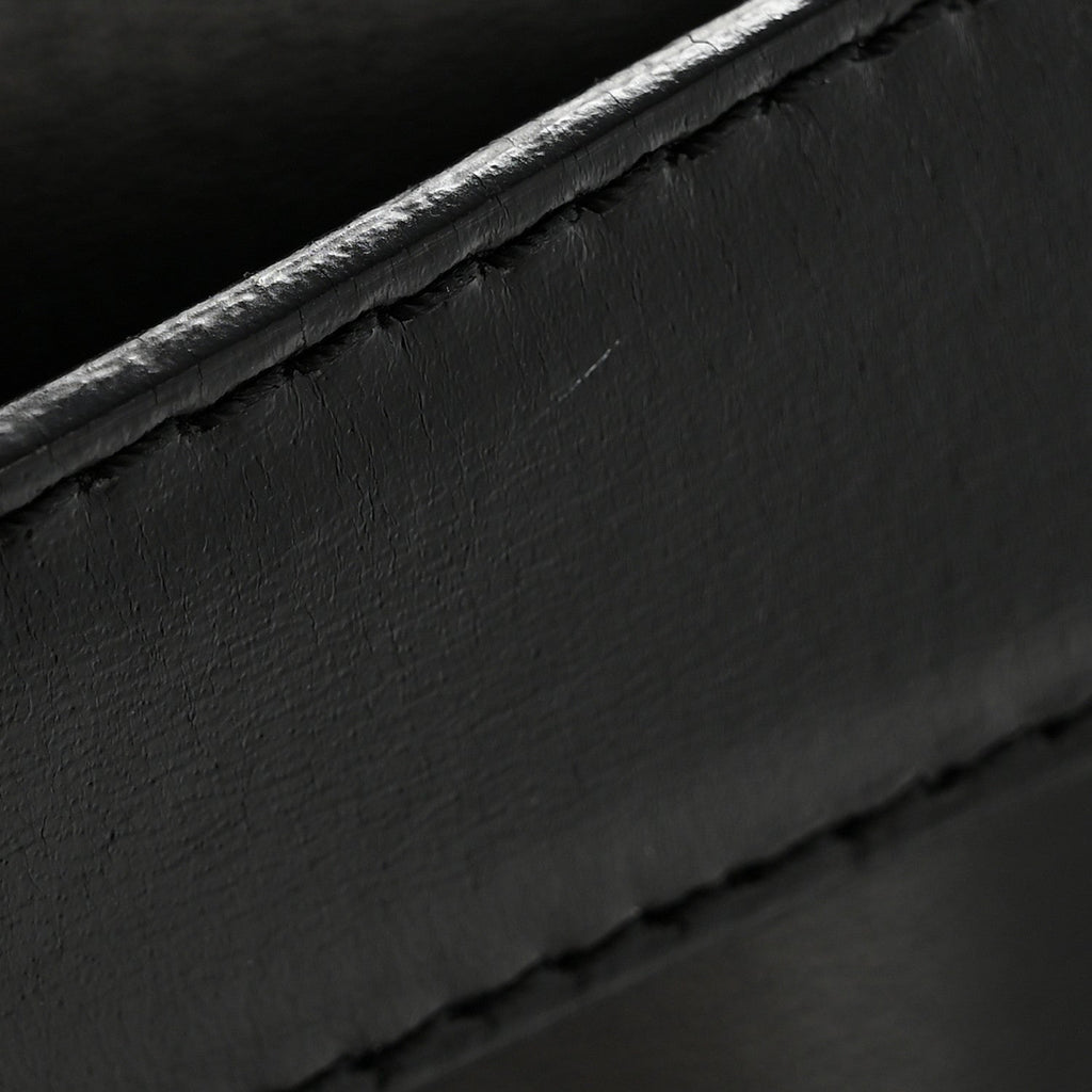 Shiny Lord Calfskin Medium Antigona Black