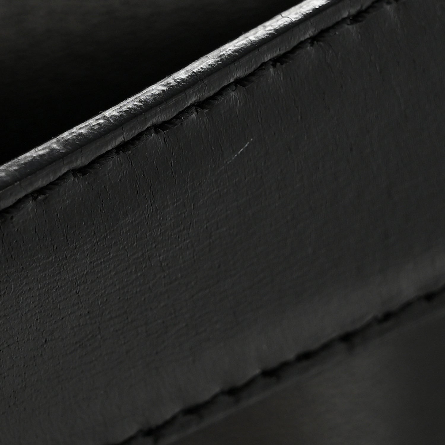 Shiny Lord Calfskin Medium Antigona Black