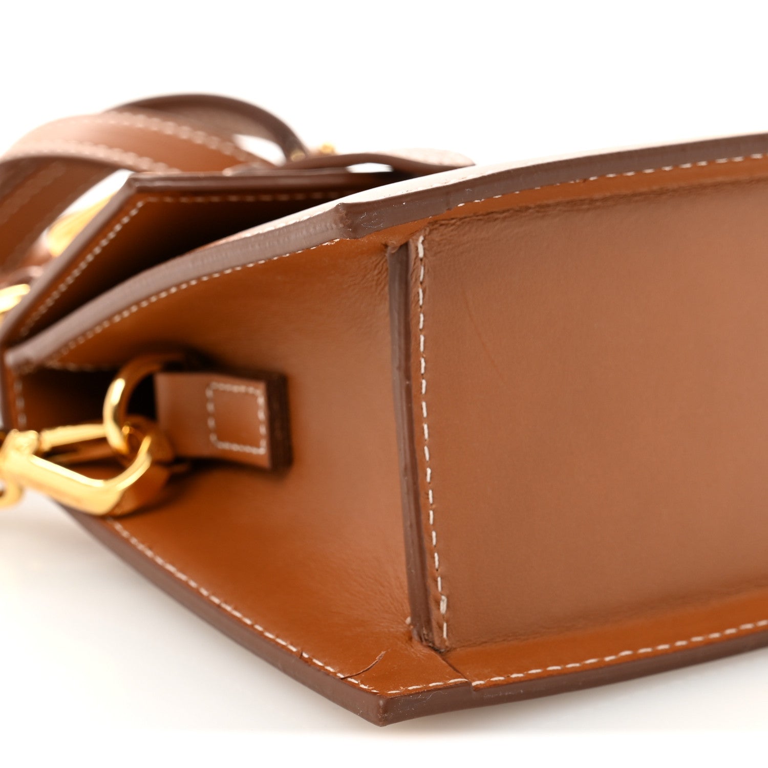 Smooth Calfskin Le Chiquito Boucle Moyen  Light Brown