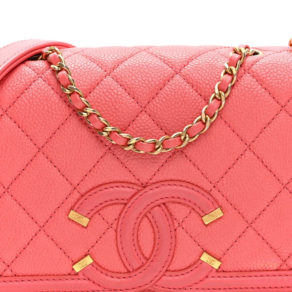 Caviar Quilted Small CC Filigree Flap Coral