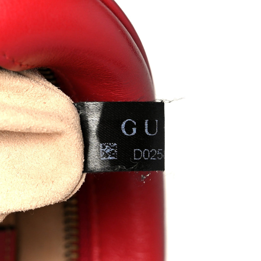 Calfskin Matelasse Small GG Marmont Chain Shoulder Bag Hibiscus Red
