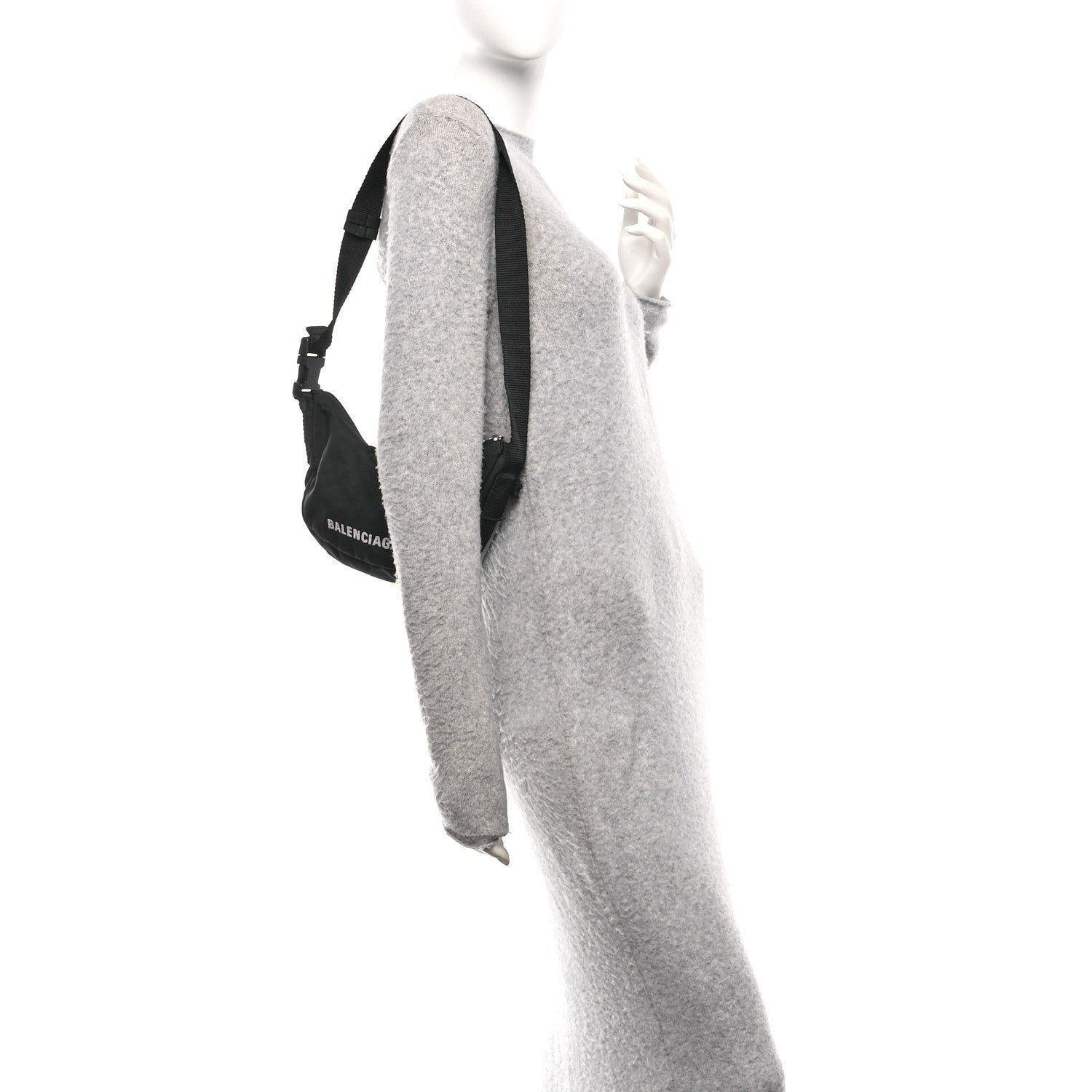 Recycled Sport Nylon Logo Embroidered Wheel Sling Bag Black White