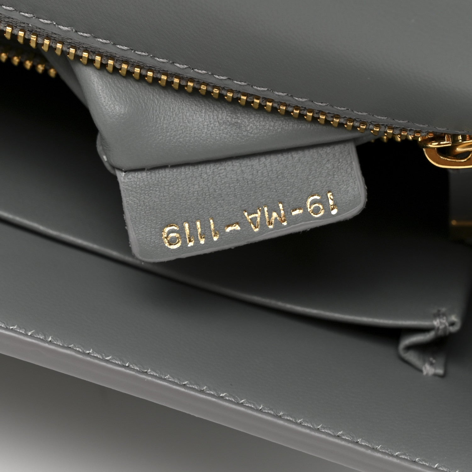 Box Calfskin 30 Montaigne Flap Bag Gray