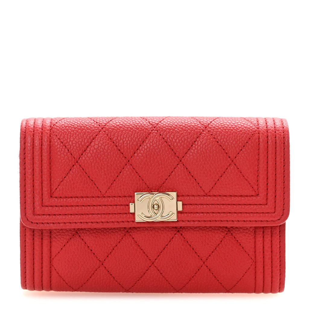 Caviar Quilted Medium Boy Flap Wallet Red