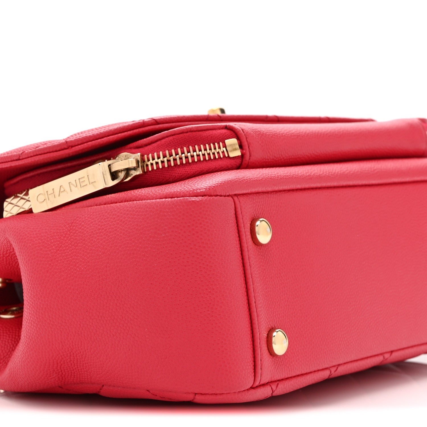 Caviar Quilted Medium Business Affinity Flap Red