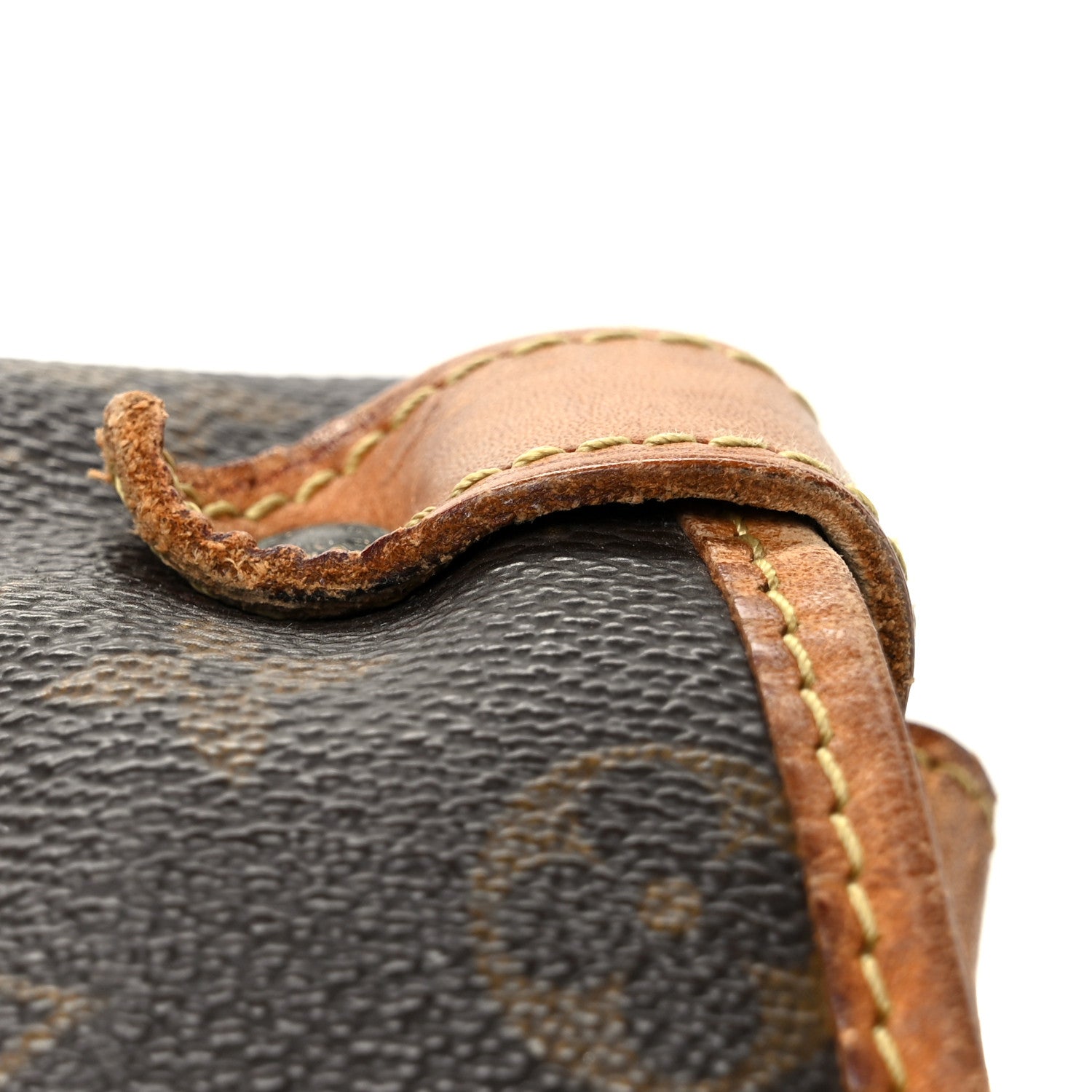 Monogram Saumur 35