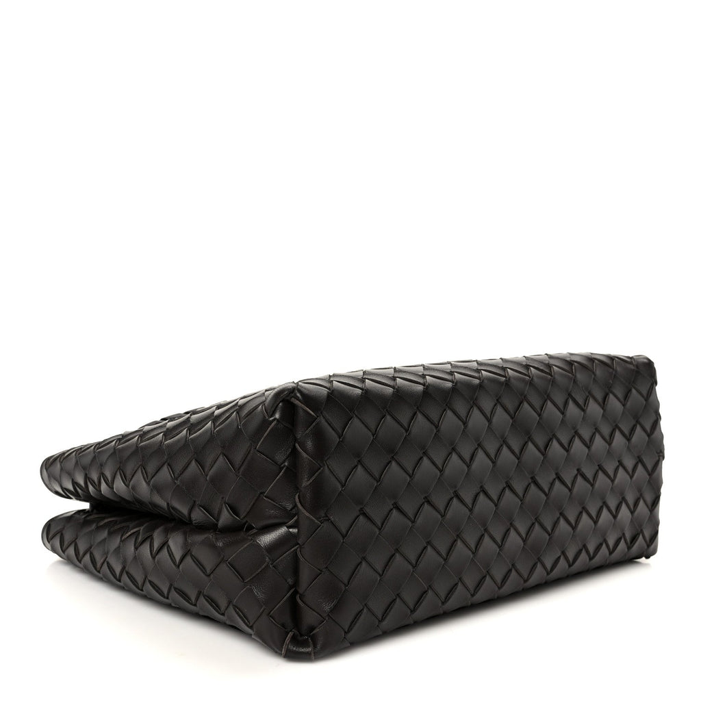 Nappa Intrecciato Medium Andiamo Shoulder Bag Fondant