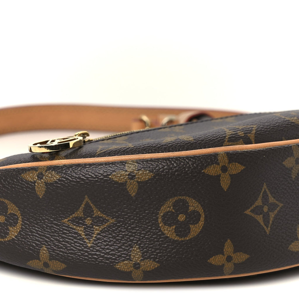 Monogram Loop