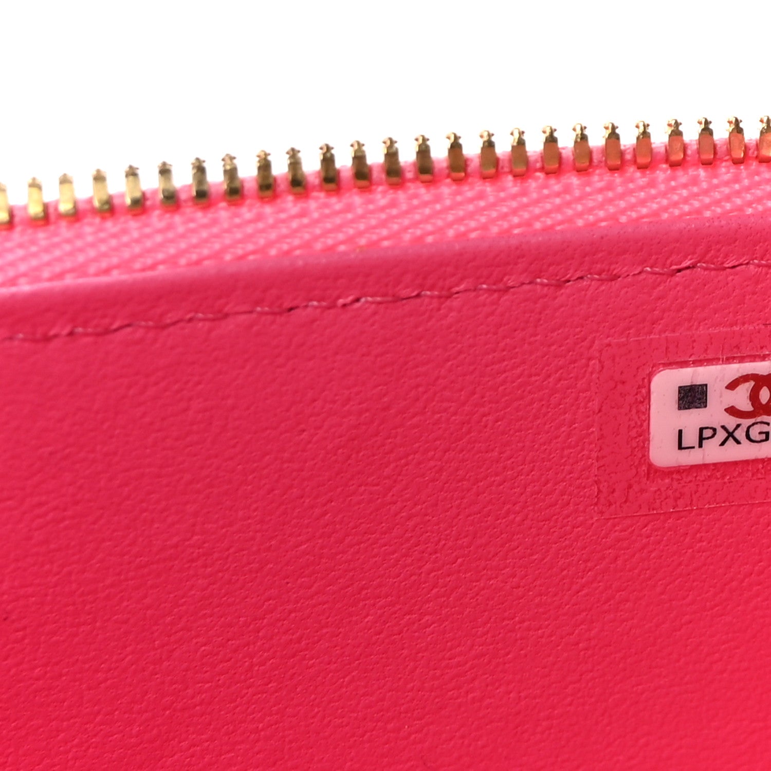 Lambskin Enamel Quilted Small Coco Hearts Vanity Case With Chain Pink
