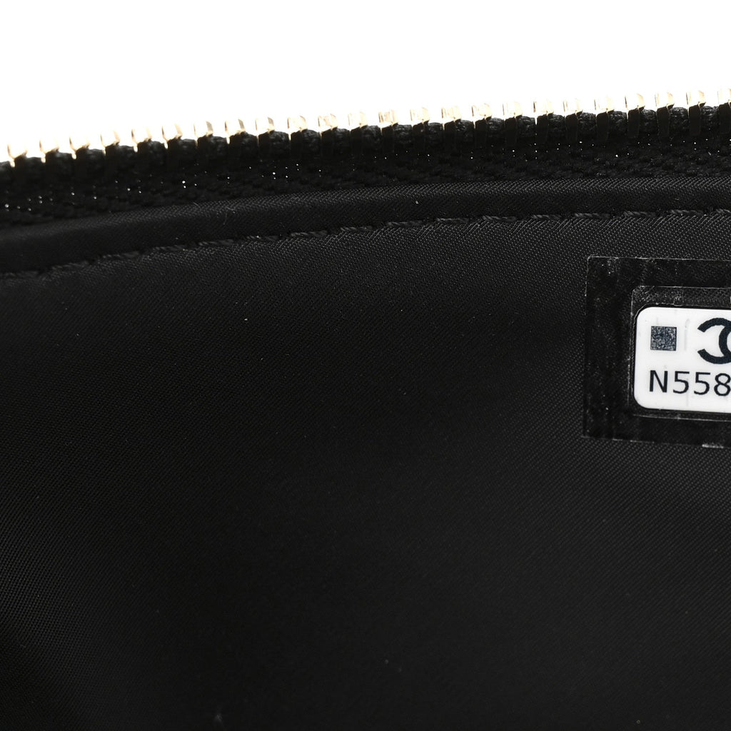 Velvet Effect Nylon Shiny Crumpled Calfskin Coco Neige Quilted Clutch With Chain Black