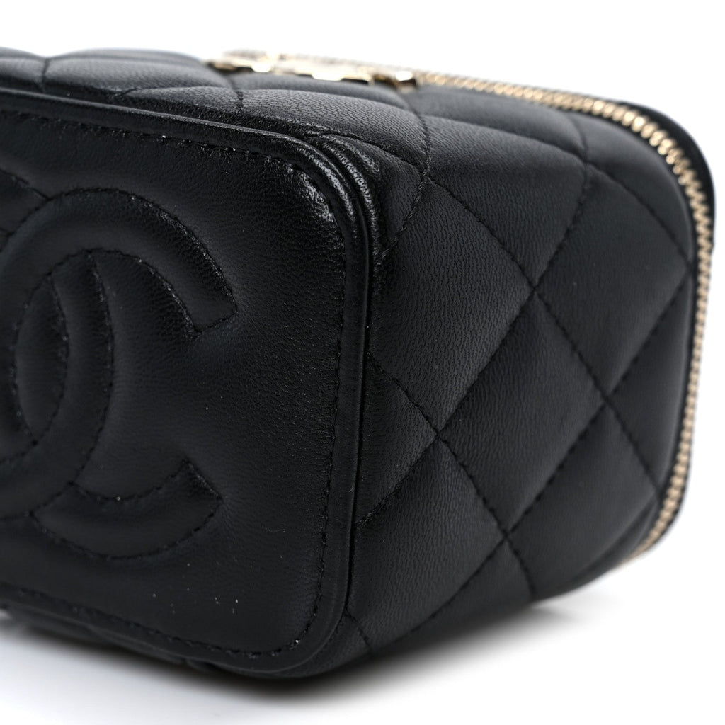 Lambskin Quilted Mini CC Crush Vanity Case With Chain Black