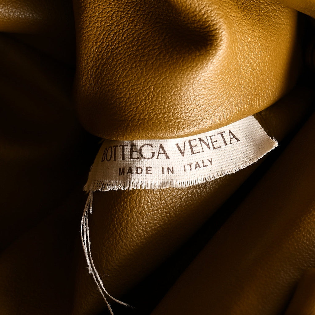 Calfskin The Pouch Chain Moutarde